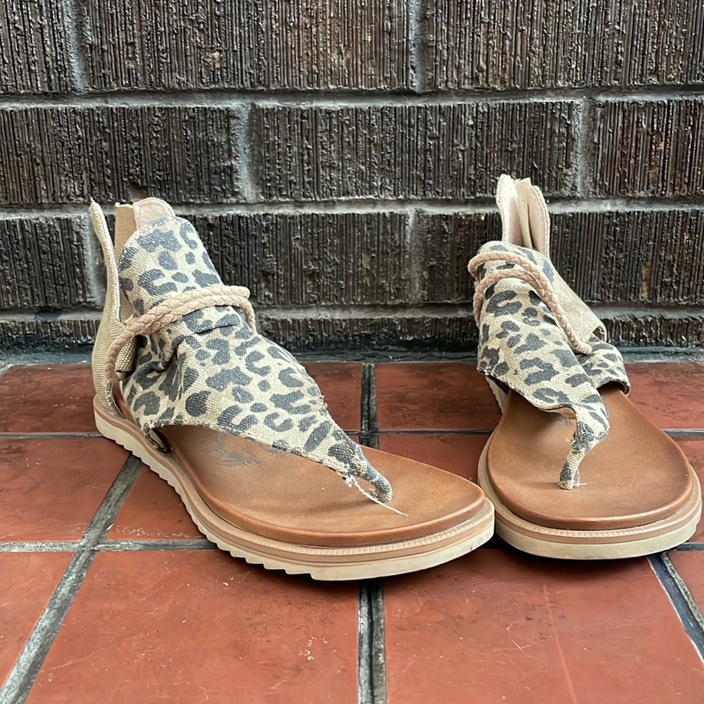 Very G Sparta Leopard Sandals